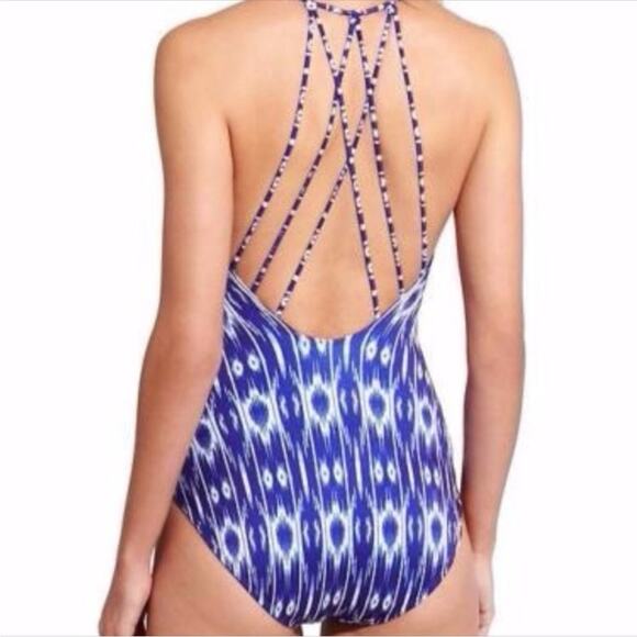 Athleta Vibrant Blue & White Amalfi Ikat Print One Piece Swimsuit - Medium - Picture 2 of 13
